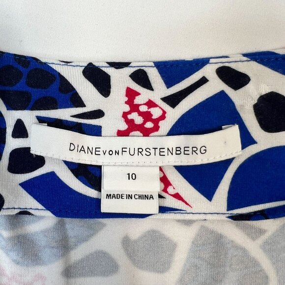Diane Von Furstenberg DVF Julian Two Wrap Dress Blue Printed Viscose 10 - Picture 3 of 11